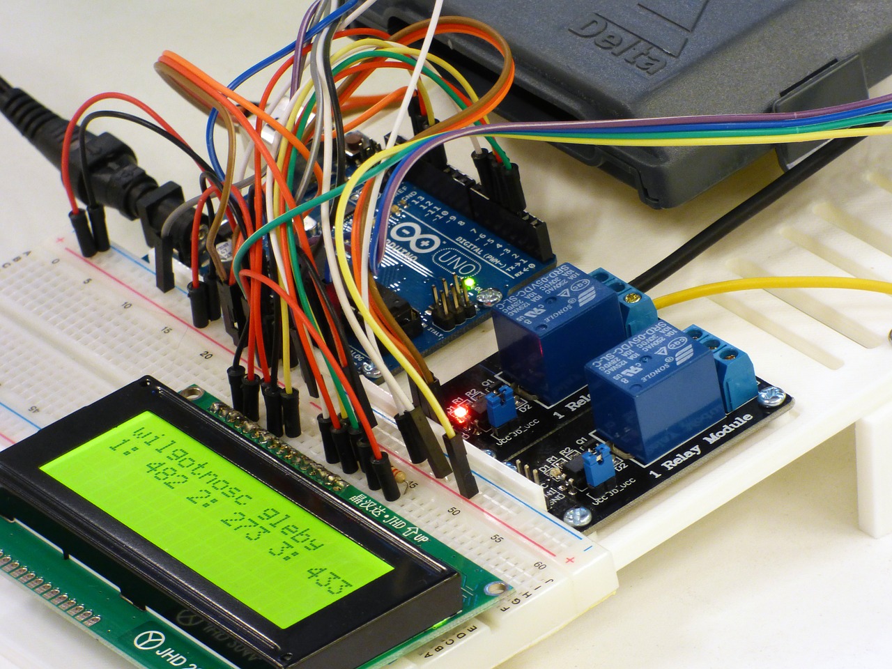 Prototyping an electronic board with Arduino / Raspberry Pi